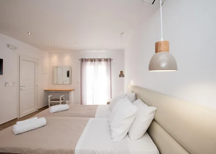 Marina Blue Ornos (Mykonos)